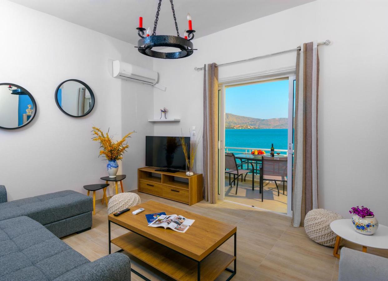 Margarita's Seafront Luxury Ελούντα